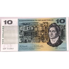AUSTRALIA 1967 . TEN 10 DOLLARS BANKNOTE . COOMBS/RANDALL